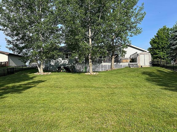 5th image of 924 Turner Rd