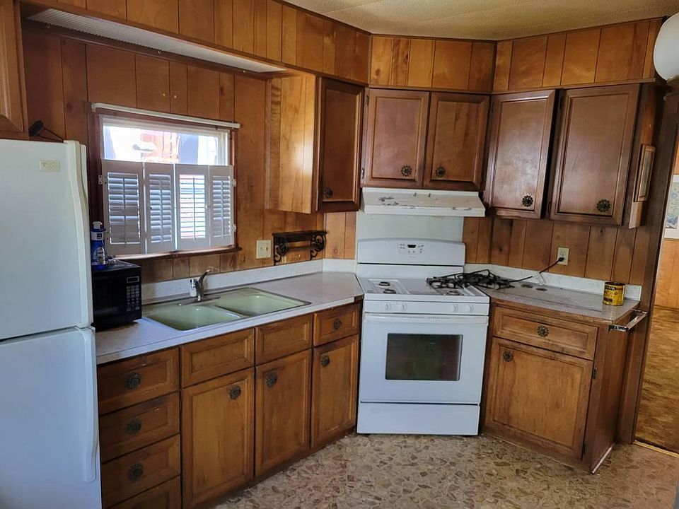 1st image of 828 Olivina Ave Space 1