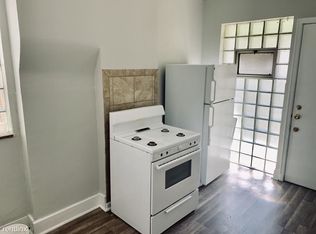 4742 Friendship Ave APT 1, Pittsburgh, PA 15224