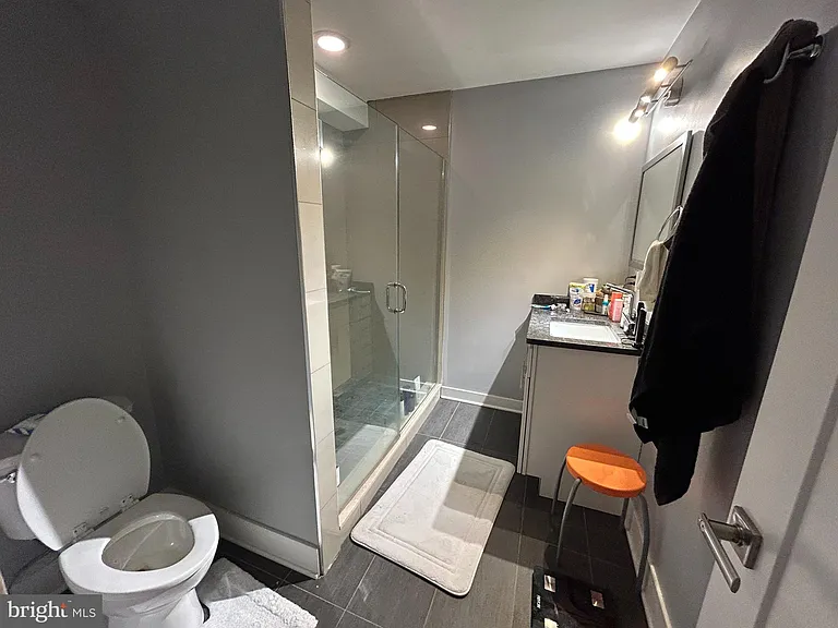 1824 Poplar St #1 — Photo 7