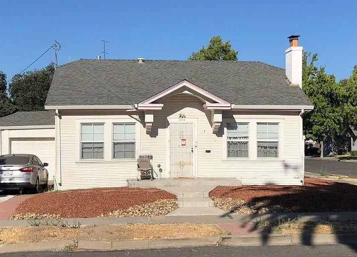 1st image of 1304 N Yosemite St