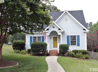 2011 Graybark Ct, Apex, NC 27502