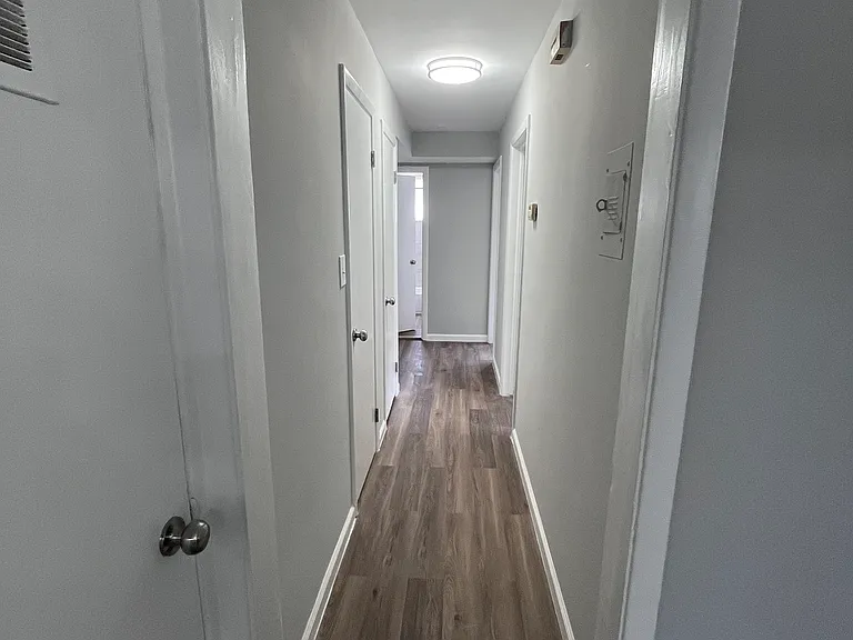 2833 Noble Rd #4 — Photo 6