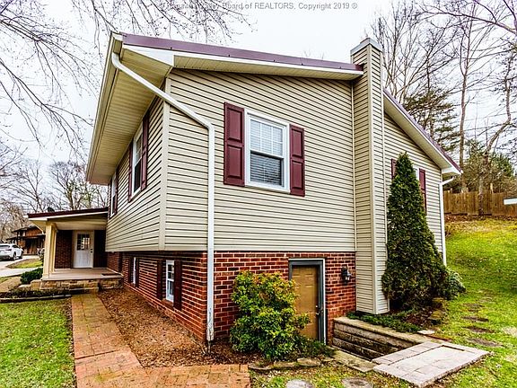 4th image of 36 Dovewing Ln