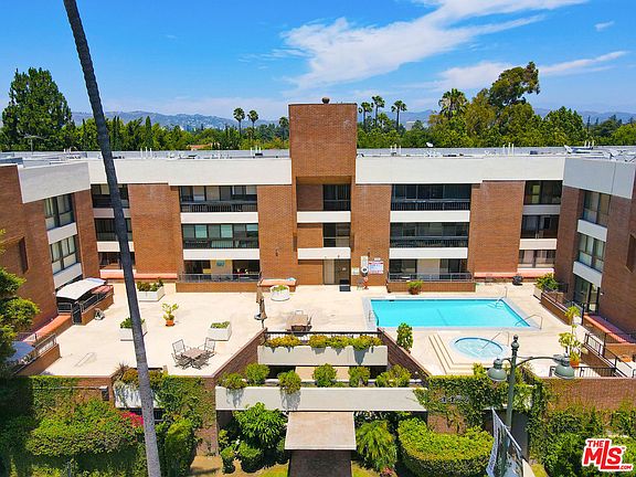 2nd image of 4477 Wilshire Blvd APT 311