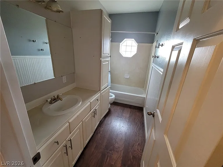 1951 Jim Haworth Ct — Photo 24