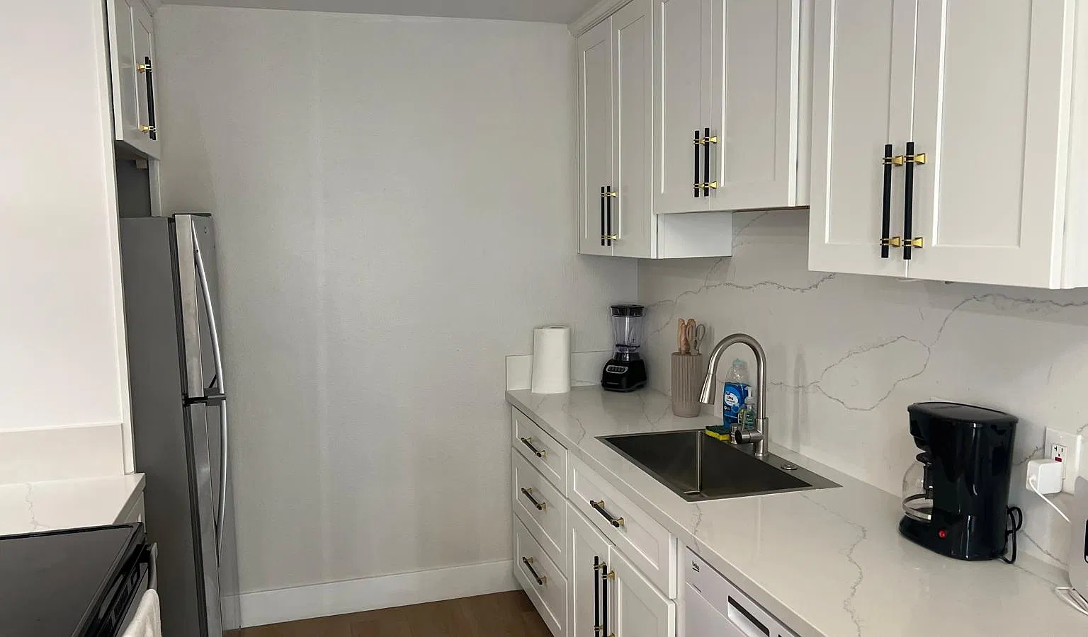 1 bed, 500 sqft, $3,000 — Photo 3