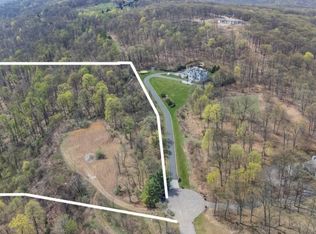 18 Elizabeth Dr, Kinnelon, NJ 07405