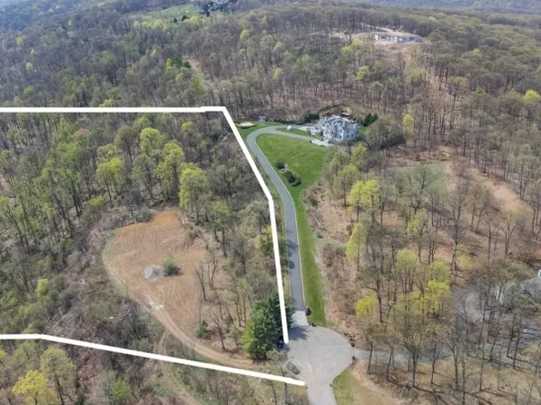 18 Elizabeth Dr, Kinnelon Boro, NJ 07405