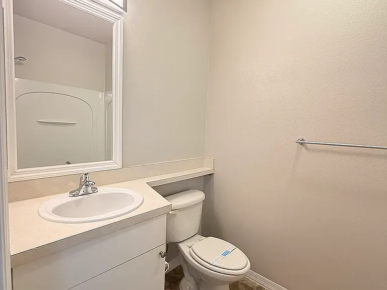 1429 Villa Capri Cir #201 — Photo 11