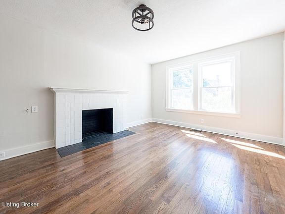 4th image of 4515 Jewell Ave