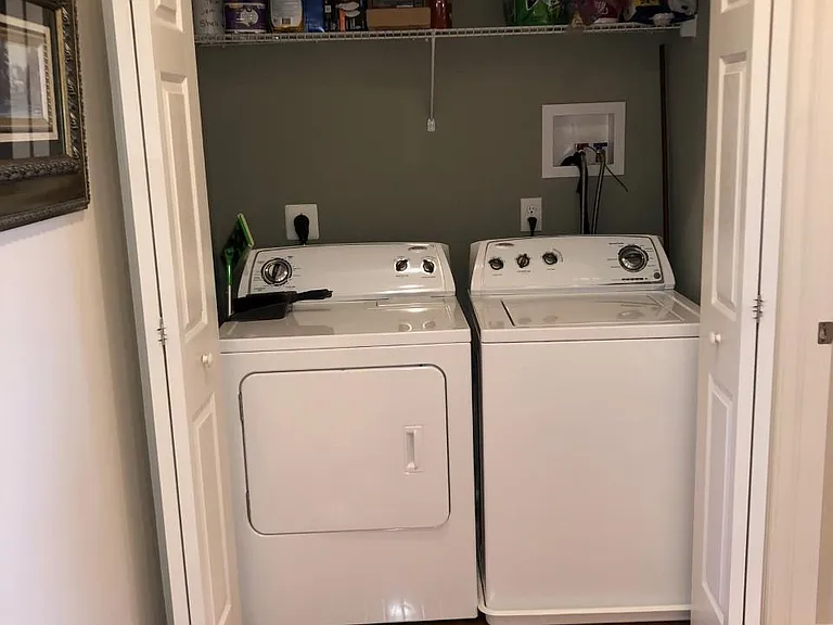 18 Magnolia Ave — Photo 8