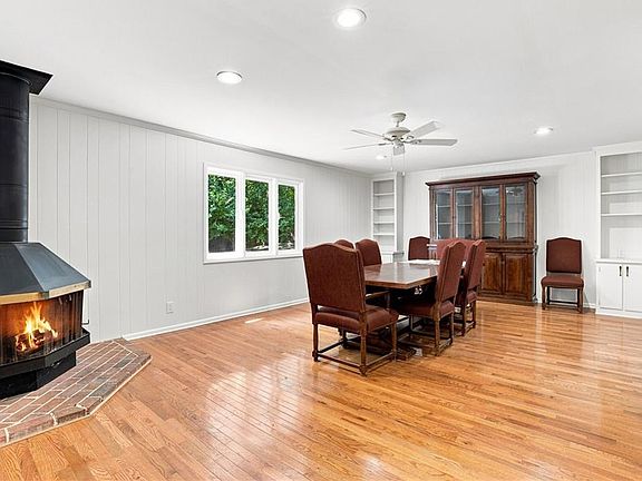 5th image of 2670 S Hudlow Ct