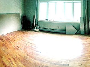 8 Garrison Ln, Stony Pt, NY 10980