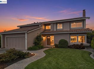 6086 Bellingham Dr, Castro Valley, CA 94552