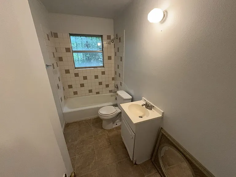 3312 Lake Travis Ave — Photo 10