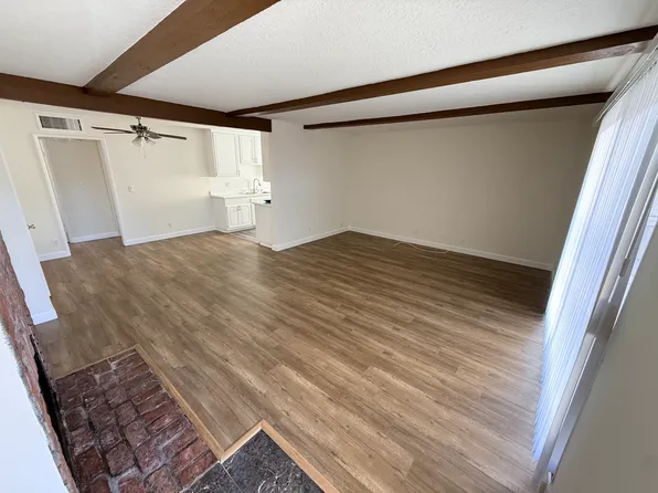 7504 Sepulveda Blvd Unit 104, Van Nuys, CA 91405