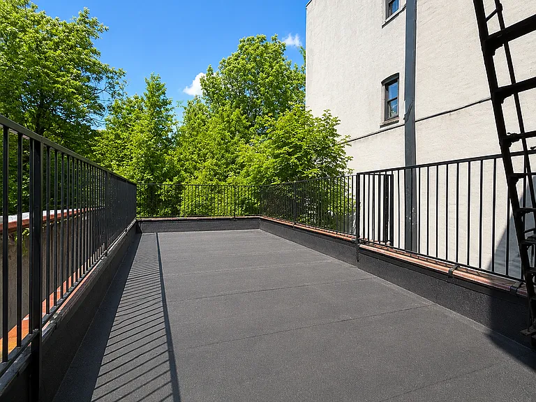 200 Utica Ave #3 — Photo 10