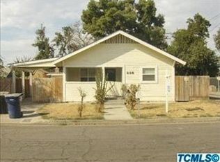 226 W Owens Ave, Tulare, CA 93274