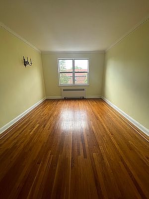 4th image of 86-04 Grand Ave #3