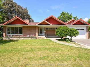 20 Ravensbourne Cres, Toronto, ON M9A 2A8