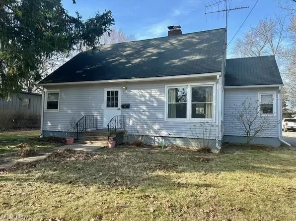 320 E College St, Oberlin, OH 44074