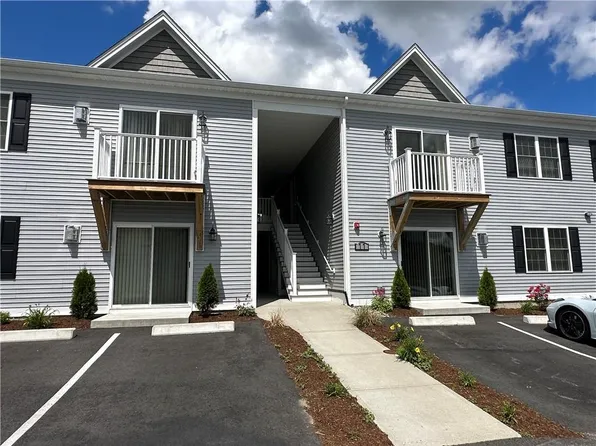 11 Gray Coach Ln #1117, Cranston, RI 02921