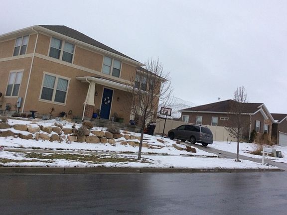 3rd image of 237 W Lariat Blvd