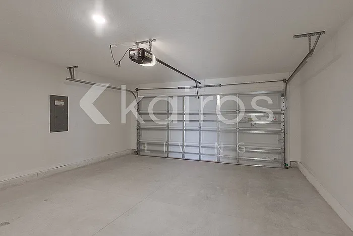 8616 SW 44th Ct — Photo 21