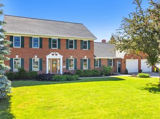 3955 Presque Isle Ct, Green Bay, WI 54301