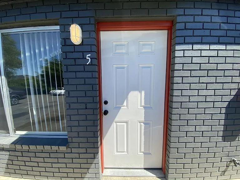 1011 SE Cobb St #5 — Photo 11