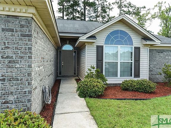 2nd image of 6 Waterstone Cir