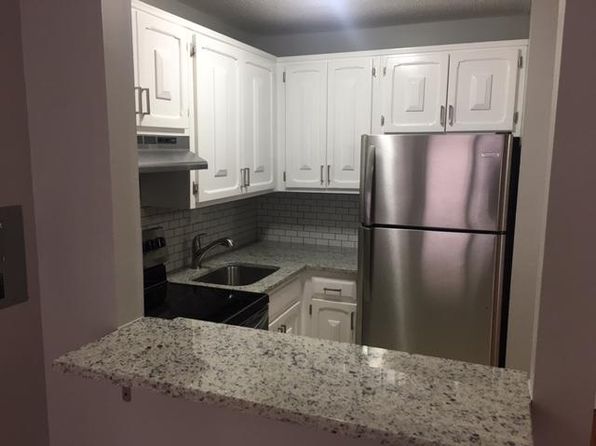 44 Grafton St APT B3