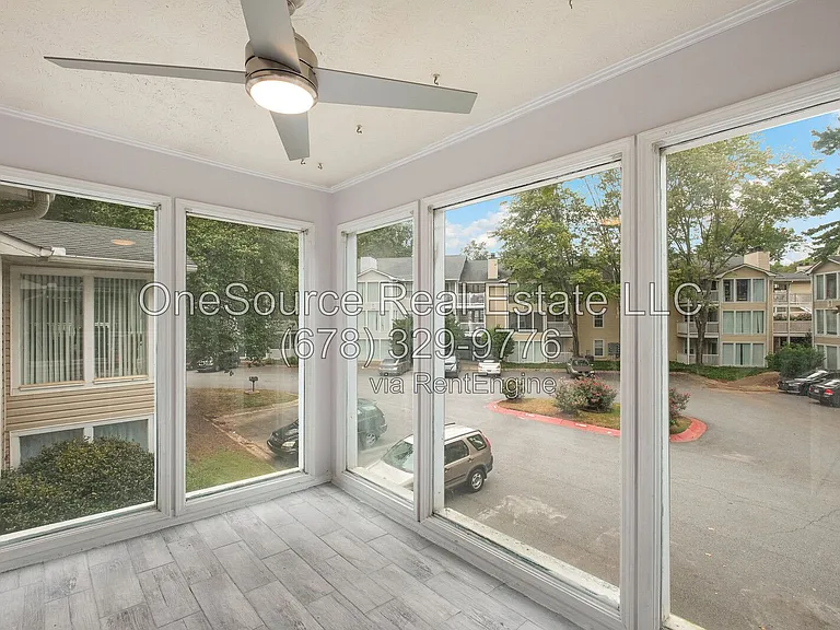 1410 Augusta Dr — Photo 22