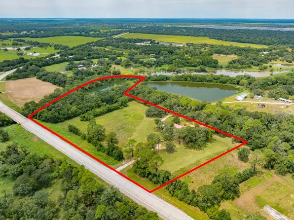 31859 Fm 1301 Rd, West Columbia, TX 77486