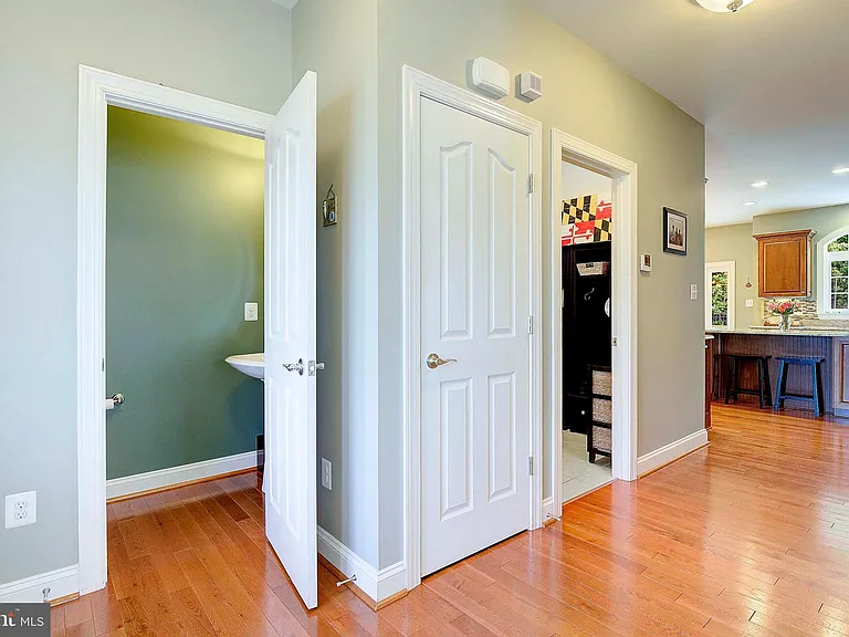 3104 Lawrin Ct — Photo 9