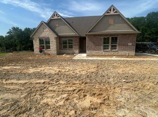 1005 Perrin Ln, Van Alstyne, TX 75495