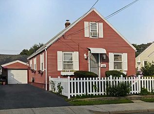 154 Crescent Ave, Cranston, RI 02910