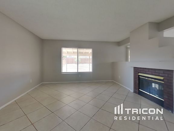 3rd image of 534 E Avenue J11