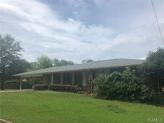 2nd image of 3204 30th St