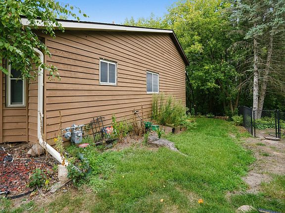 3rd image of 3554 Widgeon Way