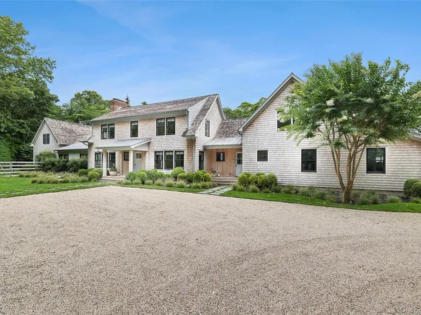 42 Hedge Row Lane, East Hampton, NY 11937