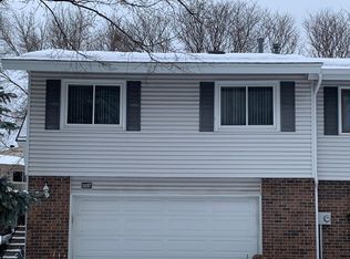 11157 Vessey Ct, Bloomington, MN 55437