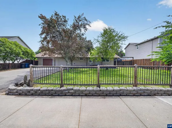 1530 Boone Rd SE, Salem, OR 97306