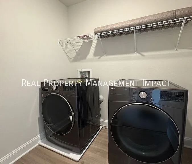 509 Southwick Pl — Photo 32