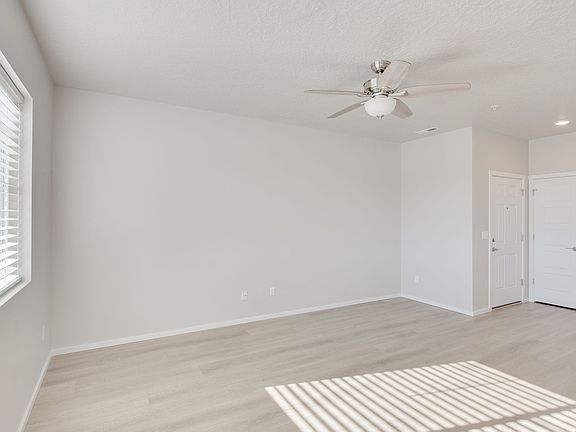 2nd image of 4820-4924 W Ladle Rapids Dr #D101