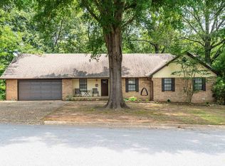 1705 Hidden Valley Dr, Benton, AR 72019