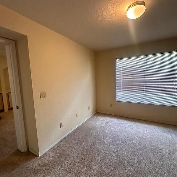 820 Camargo Way #207 — Photo 10