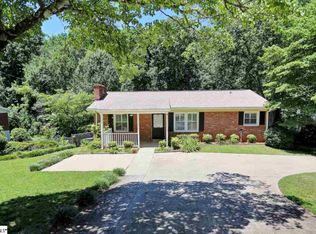 7 Bond St, Taylors, SC 29687