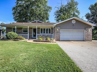 514 Joyce Ann Dr, Ballwin, MO